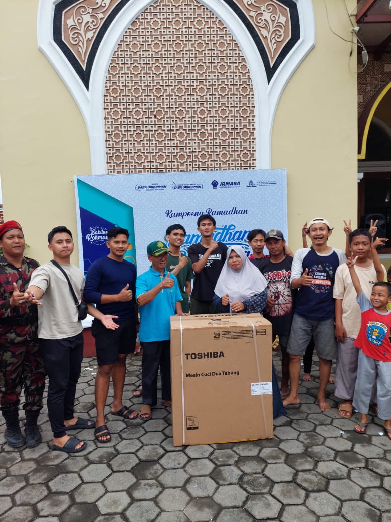 Pembagian hadiah jalan sehat